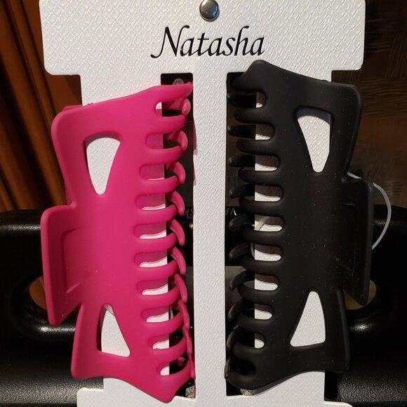 Natasha Set of 2 Large Pink & Black Hair Clips - BRAND NEW ON CARD - Picture 1 of 1